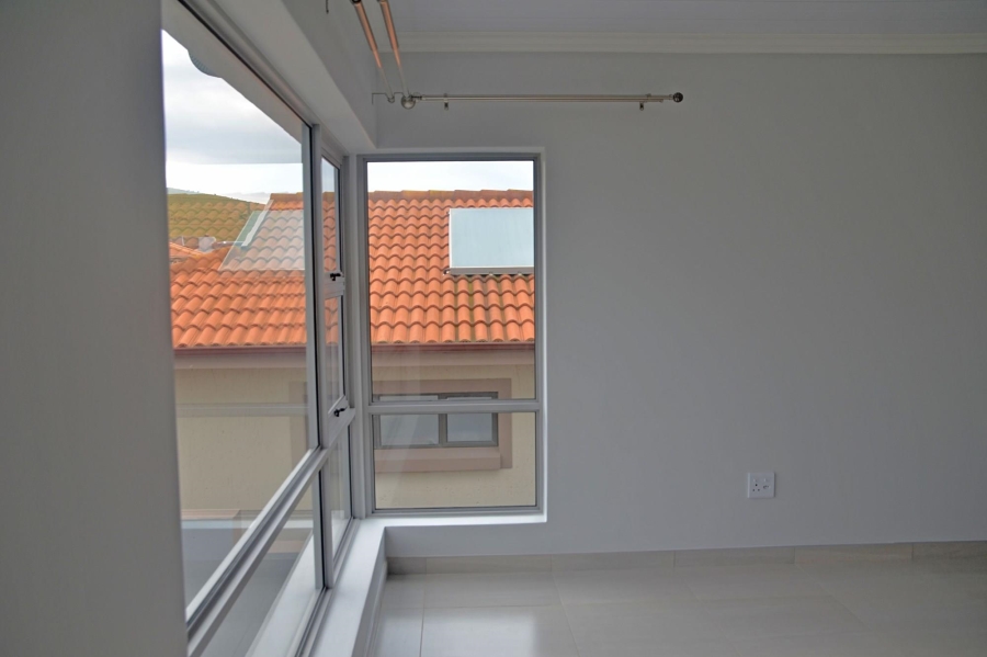 4 Bedroom Property for Sale in Monte Christo Western Cape